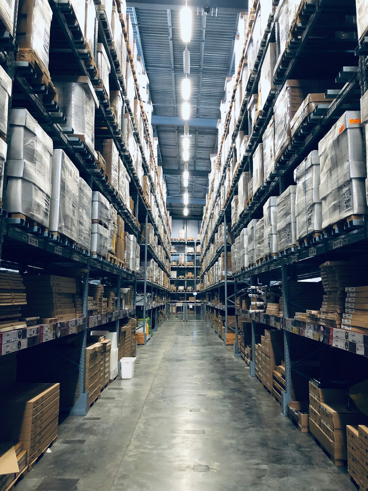Entrepôt industriel de grand volume
